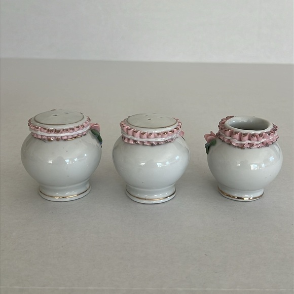 Rose Garden Porcelain Tabletop Serving Condiments Set/5 Pieces Creamer Shakers - Picture 7 of 17